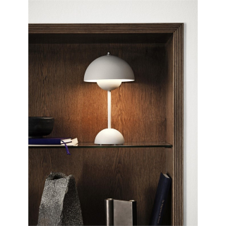 Flowerpot Portable Bordlampe VP9