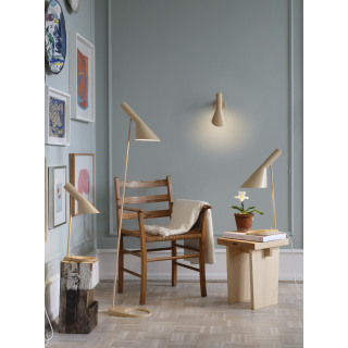AJ Gulvlampe Warm Sand - Louis Poulsen