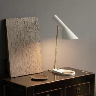 AJ Mini Bordlampe Anniversary Mat Hvid/Rose - Louis Poulsen